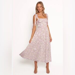 Petal & Pup Lavender Floral Hayden Maxi Dress Size Small NWT